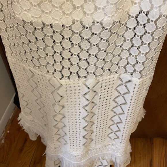 White cut out off the shoulder maxi sheer bottom - Picture 4 of 6